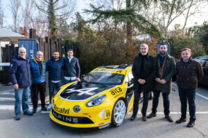 Alpine A110 R-GT del Alpine Recalvi Rallye Team, en la presentación con Grupo Recalvi y Renault Group España