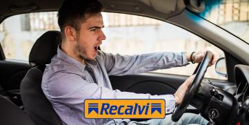 Los 8 errores más frecuentes al conducir por ciudad (y cómo evitarlos)