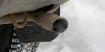 Los coches, cada vez menos contaminantes