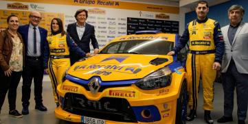 El flamante Renault Clio N5 del Recalvi Team, listo para disputar el Campeonato Gallego de Rallys